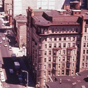 1800 Arch St Building