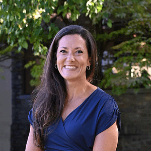 headshot of Janelle Curtis-Beaman